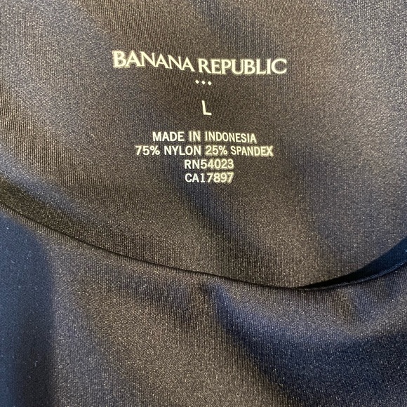 Banana Republic cropped top - Picture 5 of 5